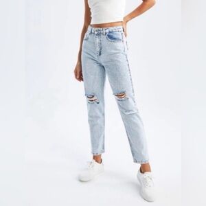 Zara High Rise Distressed Mom Jeans Straight Leg